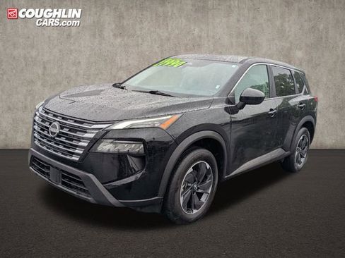 Certified 2026 Nissan Rogue SV AWD/4WD image 3
