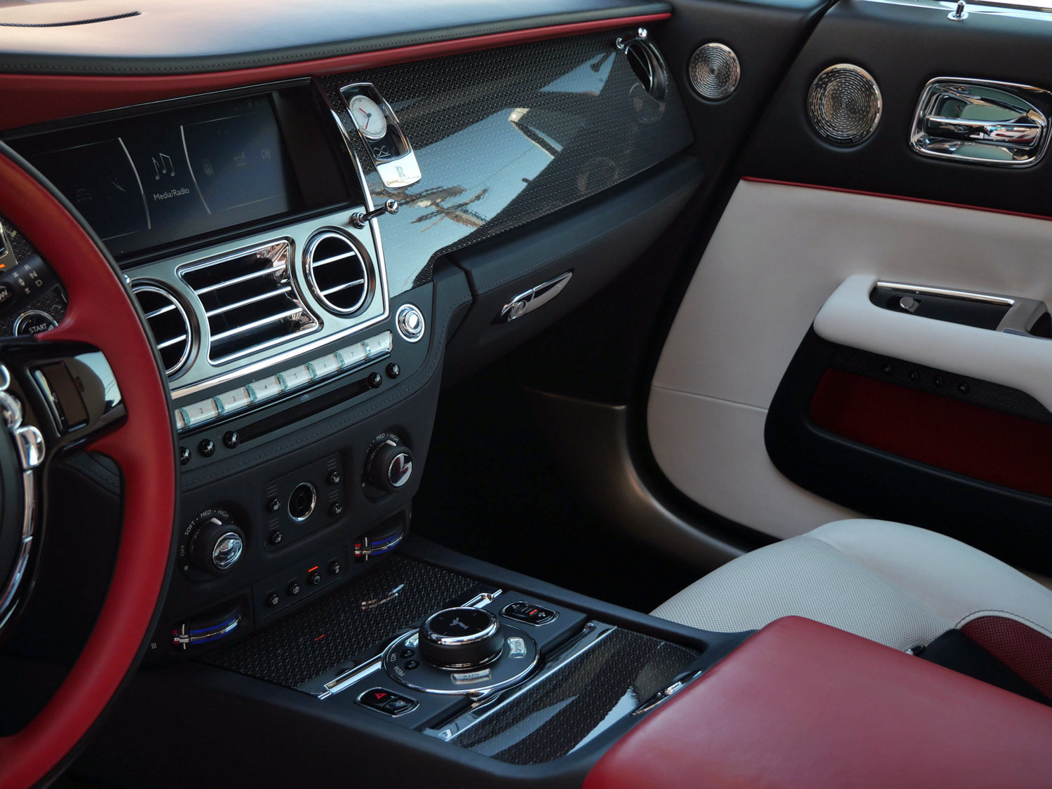 Certified 2021 Rolls-Royce Wraith w/ Rolls-Royce Signature Package RWD image 27