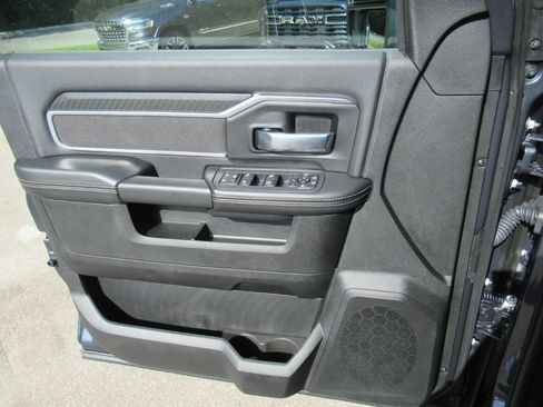Used 2026 RAM 2500 Big Horn AWD/4WD image 18
