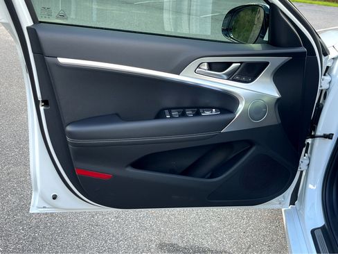 New 2026 Genesis G70 2.5T Prestige image 21