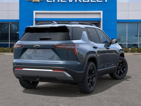 New 2026 Chevrolet Equinox LT w/ Midnight Edition FWD image 4