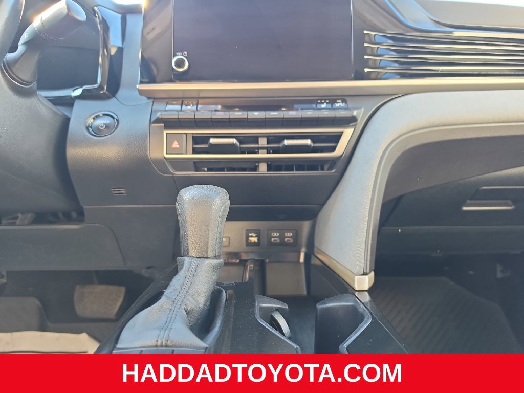 Used 2025 Toyota Camry LE w/ Convenience Package AWD/4WD image 12