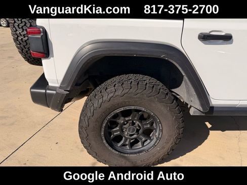 Used 2024 Jeep Wrangler Rubicon w/ Technology Group image 10