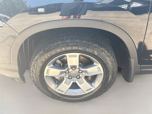 Certified 2025 Honda Ridgeline RTL image 36