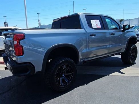 Used 2023 Chevrolet Silverado 1500 ZR2 image 2