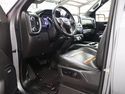 Used 2021 GMC Sierra 1500 AT4 w/ AT4 Premium Package AWD/4WD image 39