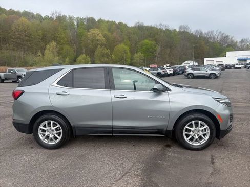 Used 2024 Chevrolet Equinox LT AWD/4WD image 6