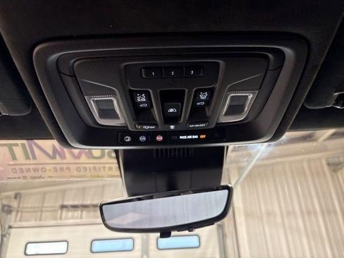 Used 2023 GMC Sierra 1500 AT4X image 22