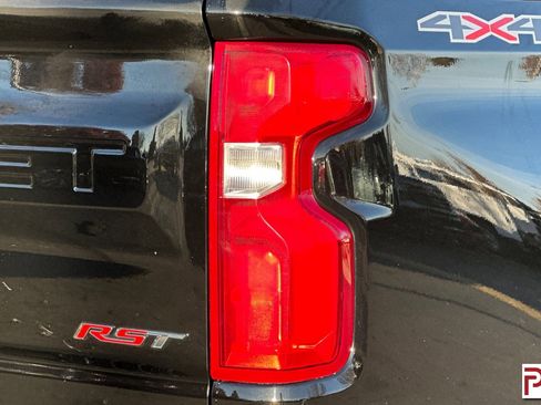 Certified 2020 Chevrolet Silverado 1500 RST w/ True North Edition image 33