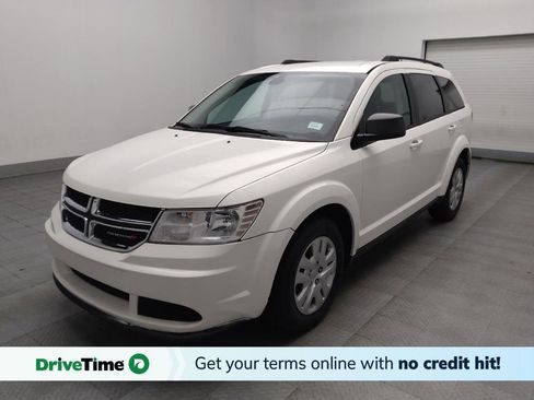 Used 2019 Dodge Journey SE image 1