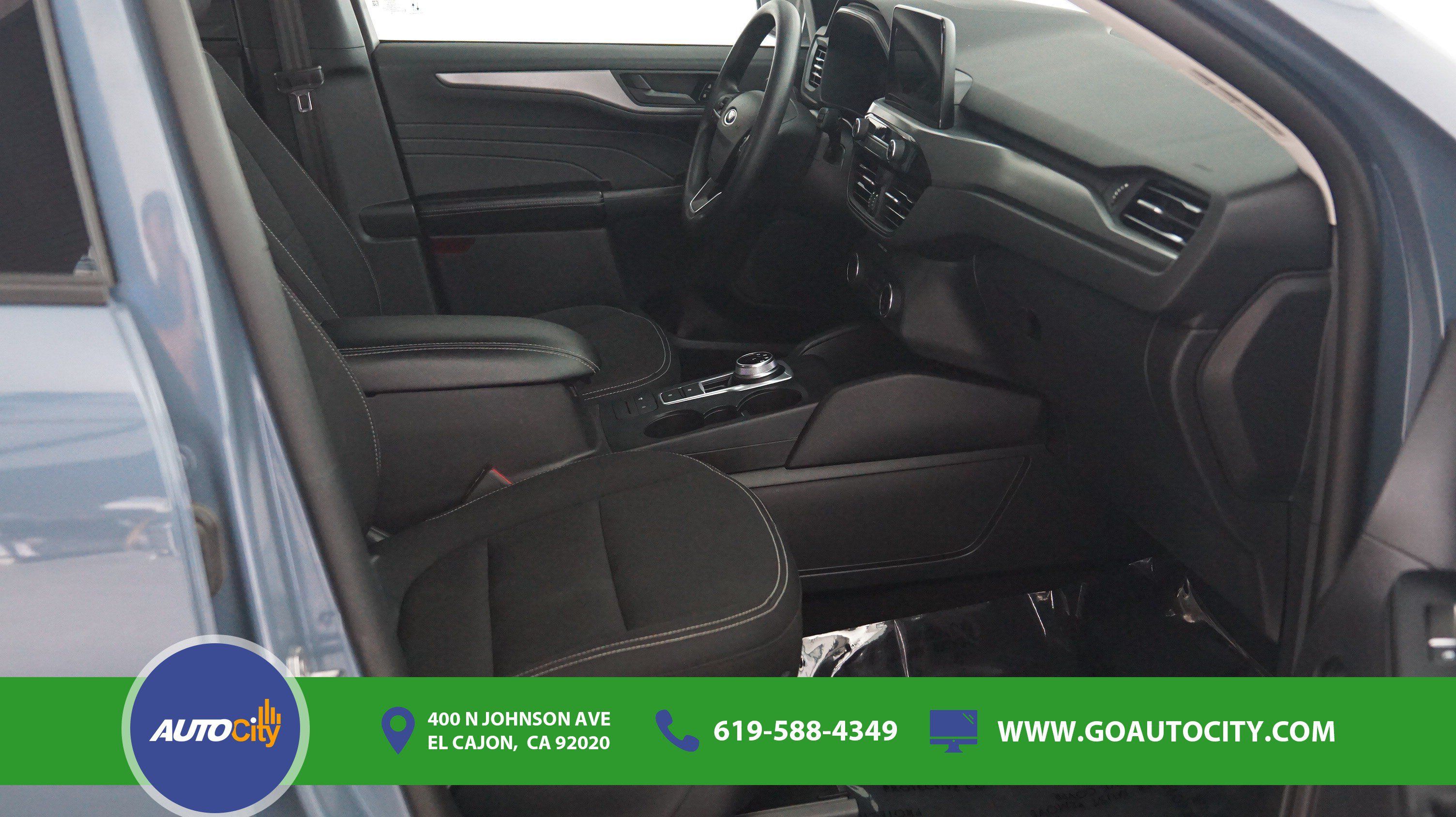 Used 2025 Ford Escape Active FWD image 8