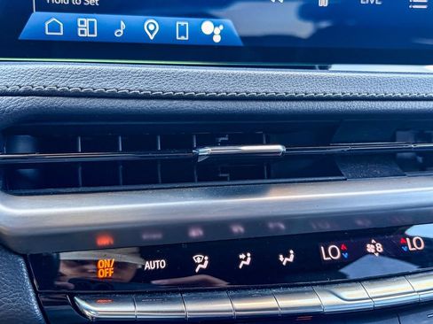 Certified 2024 Cadillac XT4 Premium Luxury AWD/4WD image 20