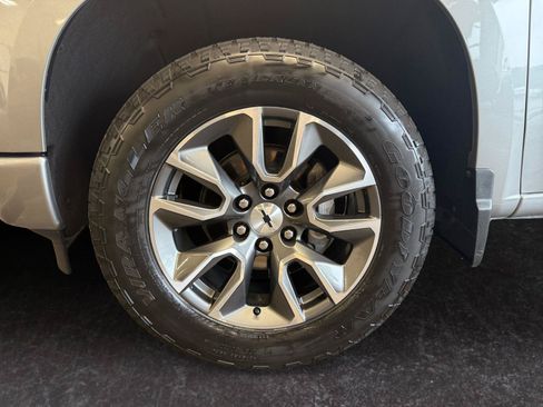 Used 2023 Chevrolet Silverado 1500 RST AWD/4WD image 25