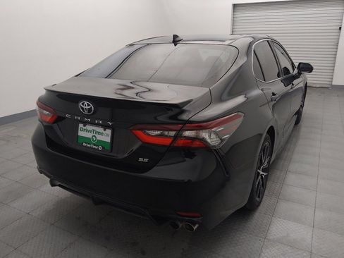 Used 2021 Toyota Camry SE image 7
