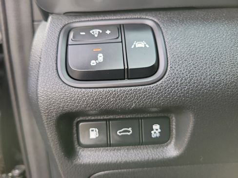 Used 2020 Kia Optima LX image 30