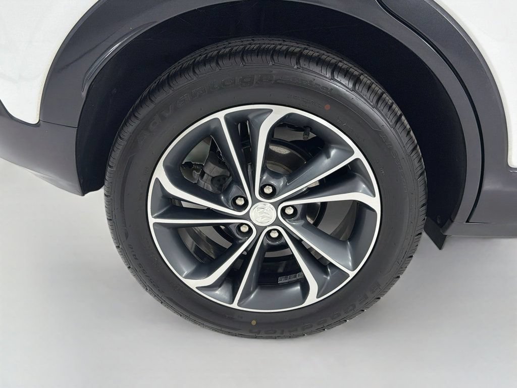 Used 2022 Buick Encore GX Essence AWD/4WD image 30