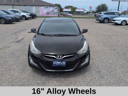 Used 2015 Hyundai Elantra SE w/ Option Group 02 FWD image 15