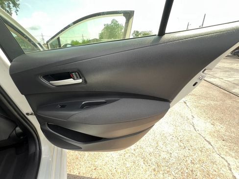 Used 2021 Toyota Corolla LE FWD image 20