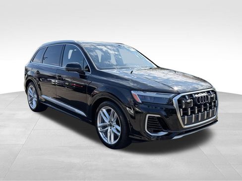 Used 2025 Audi Q7 3.0T Premium Plus w/ Premium Plus Package AWD/4WD image 4