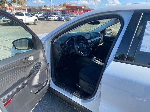 New 2026 Ford Escape Active image 10