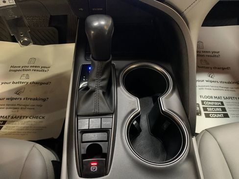 Used 2023 Toyota Camry SE w/ Blackout Package (TMS) image 23