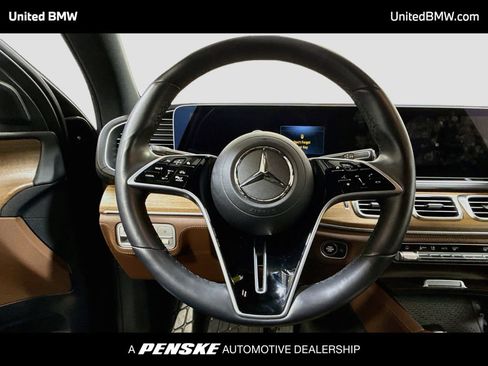 Used 2025 Mercedes-Benz GLE 450 4MATIC Coupe image 13
