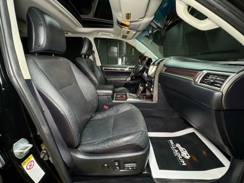 Used 2014 Lexus GX 460 image 52
