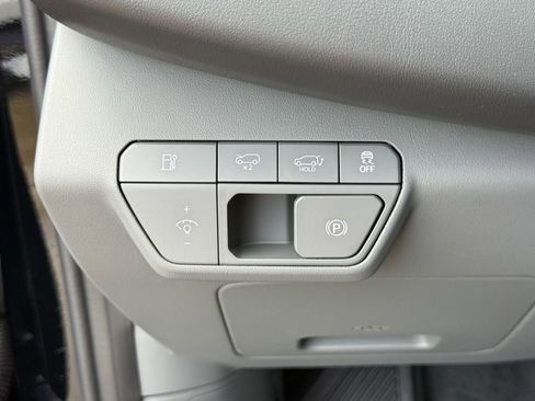 New 2026 Kia EV9 Light image 25