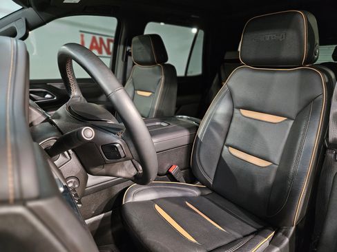 Used 2024 GMC Yukon AT4 w/ AT4 Premium Plus Package image 25