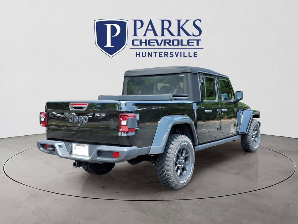 Used 2024 Jeep Gladiator Sport AWD/4WD image 34