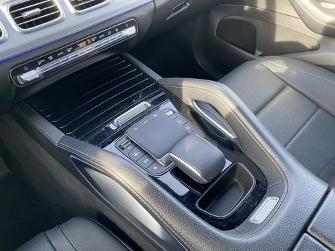 Used 2024 Mercedes-Benz GLE 450e 4MATIC image 24