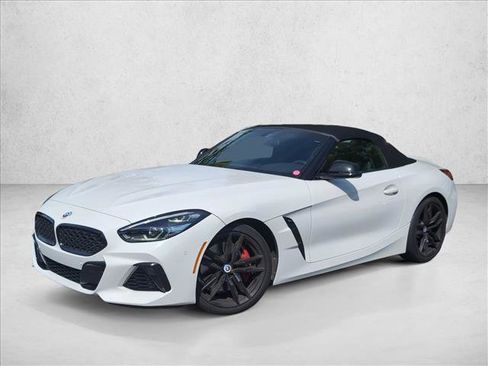 Used 2022 BMW Z4 M40i w/ Premium Package RWD image 2