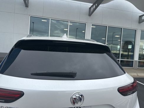 Used 2023 Buick Envision Essence image 18