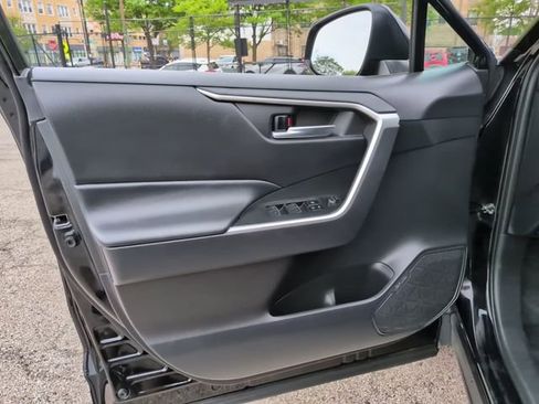 Used 2024 Toyota RAV4 XLE FWD image 14