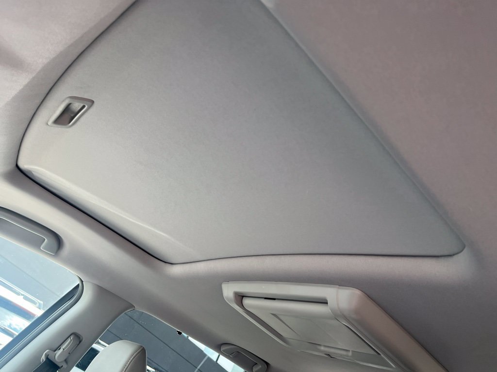 Used 2016 Honda Pilot Touring image 33