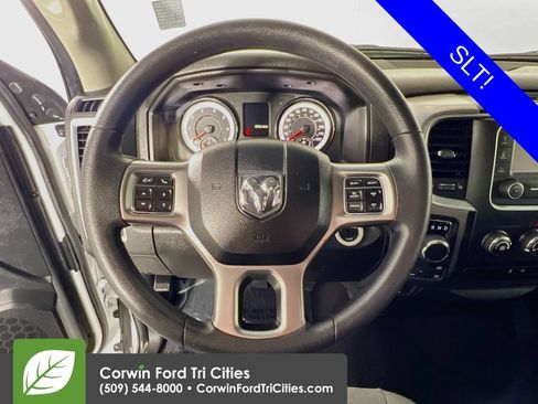 Used 2024 RAM 1500 Classic SLT AWD/4WD image 8