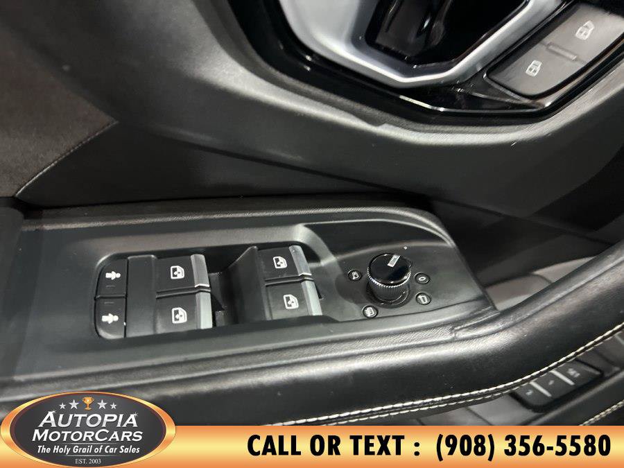 Used 2020 Lamborghini Urus AWD/4WD image 22