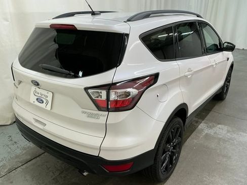 Used 2017 Ford Escape Titanium FWD image 4