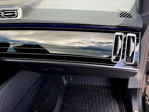 Used 2025 Mercedes-Benz S 580 4MATIC Sedan image 26