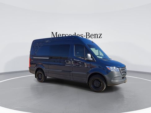 New 2026 Mercedes-Benz Sprinter 2500 image 2