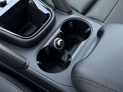 Certified 2024 Porsche Cayenne image 23