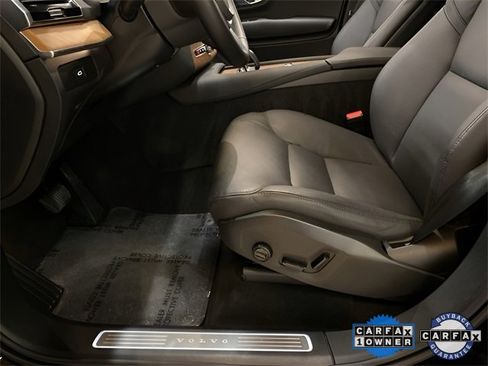 Used 2025 Volvo XC90 B6 Plus image 58