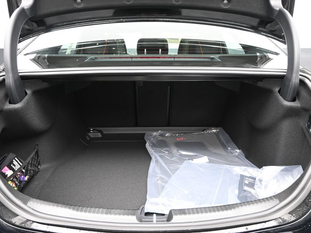 Used 2025 Mercedes-Benz C 300 4MATIC Sedan image 22