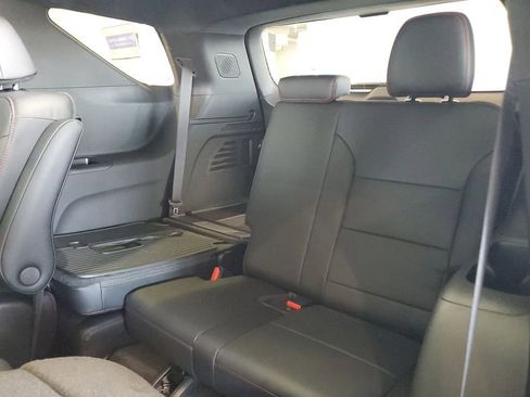 New 2026 Chevrolet Traverse Z71 w/ Enhanced Driving Package image 9