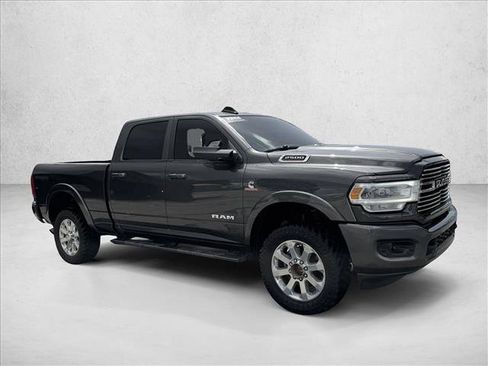 Used 2022 RAM 2500 Laramie AWD/4WD image 3