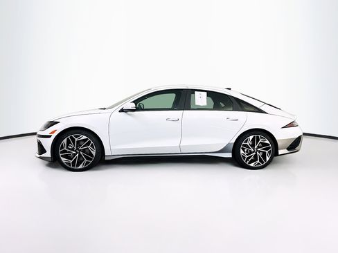 Used 2024 Hyundai Ioniq 6 SEL AWD/4WD image 4