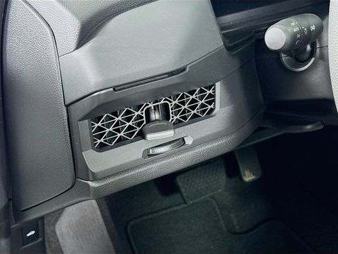 Certified 2025 Honda Accord SE image 12