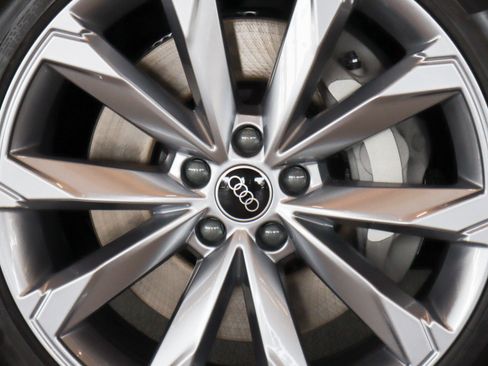 New 2025 Audi A6 Premium Plus image 7