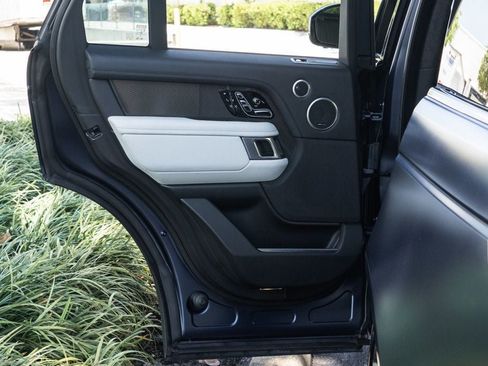 Used 2019 Land Rover Range Rover SV Autobiography Dynamic AWD/4WD image 35