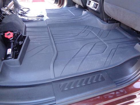 Used 2024 Chevrolet Silverado 2500 LT w/ Texas Edition image 62